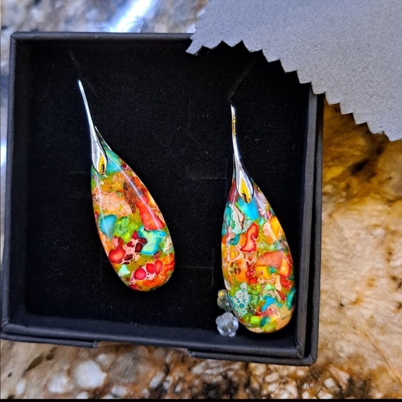 Natural Healing stone Colorful Teardrop Earrings with gold hooks - Picture 3 of 5